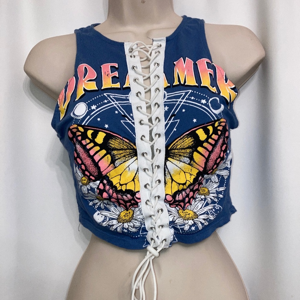 Butterfly and Daisies 🌼🦋 Dreamer lace up Crop top Super cute!